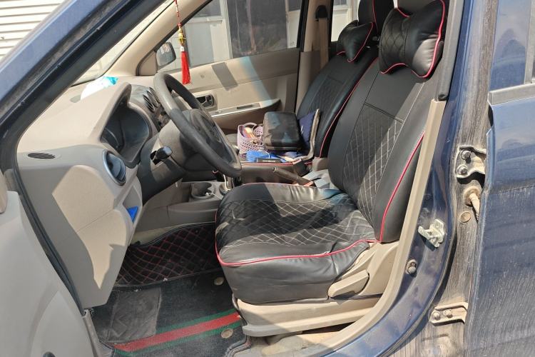 Used Wuling Hongguang 2010 1.2L Standard Version China IV Left Front Seat