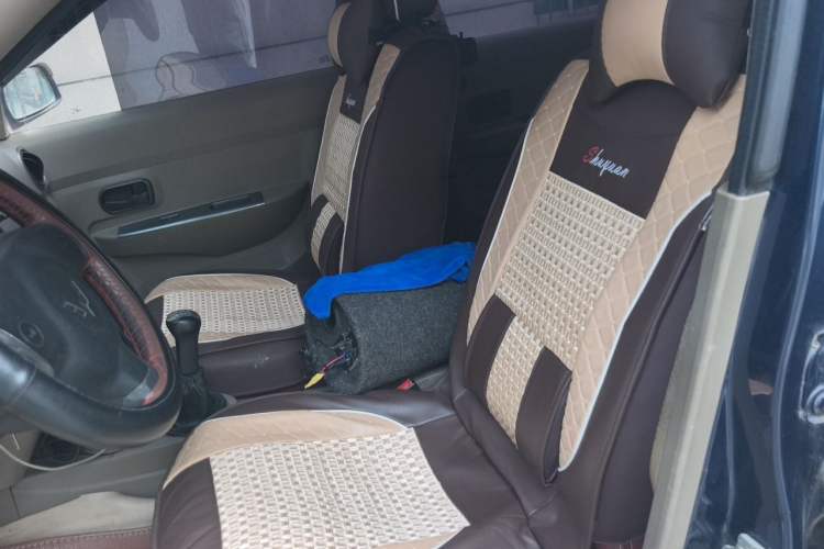 Used Wuling Hongguang 2010 1.2L Standard Version China IV Left Front Seat