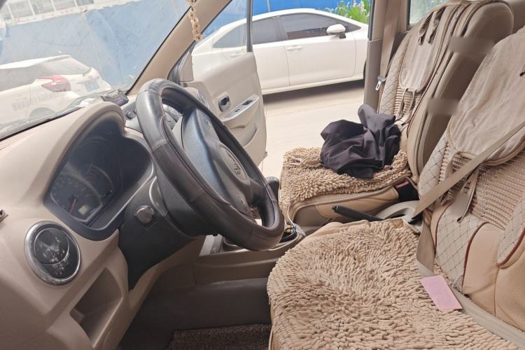 Used Wuling Hongguang 2010 1.2L Practical Version China IV Left Front Seat