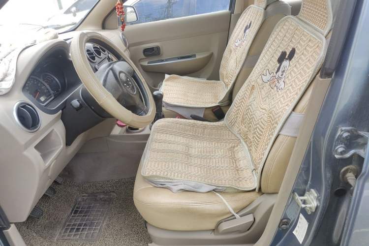 Used Wuling Hongguang 2010 1.2L Comfort Edition China IV Left Front Seat
