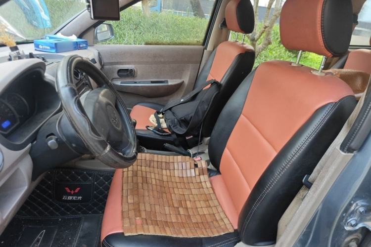 Used Wuling Hongguang 2010 1.4L Comfort Version Left Front Seat