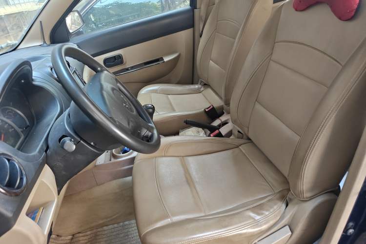 Used Wuling Hongguang 2010 1.4L Luxury Model Left Front Seat