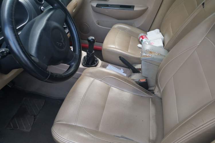 Used Wuling Hongguang 2010 1.4L Luxury Model Left Front Seat