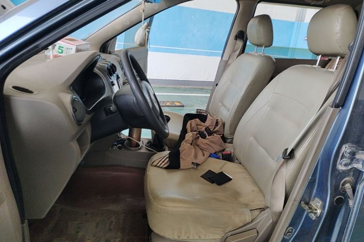 Used Wuling Hongguang 2010 1.2L Standard Version China IV Left Front Seat
