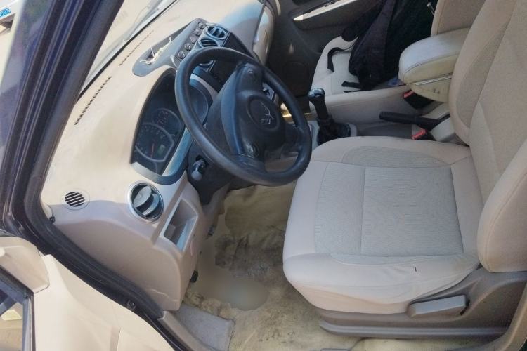 Used Wuling Hongguang 2010 1.2L Standard Version China IV Left Front Seat