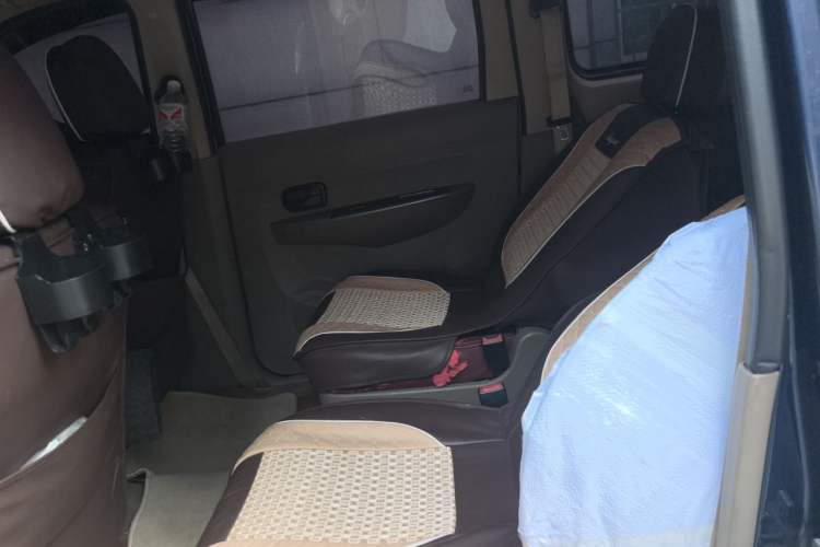 Used Wuling Hongguang 2010 1.2L Standard Version China IV Left Rear Seat