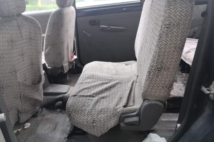Used Wuling Hongguang 2010 1.2L Base Version China IV Standard Left Rear Seat