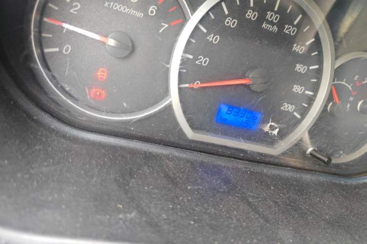 Used Wuling Hongguang 2010 1.4L Comfort Version Odometer Close Up