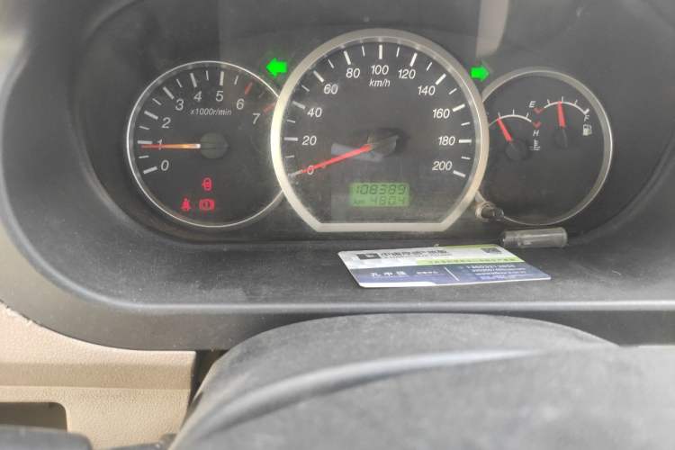 Used Wuling Hongguang 2010 1.4L Standard Version Odometer Close Up