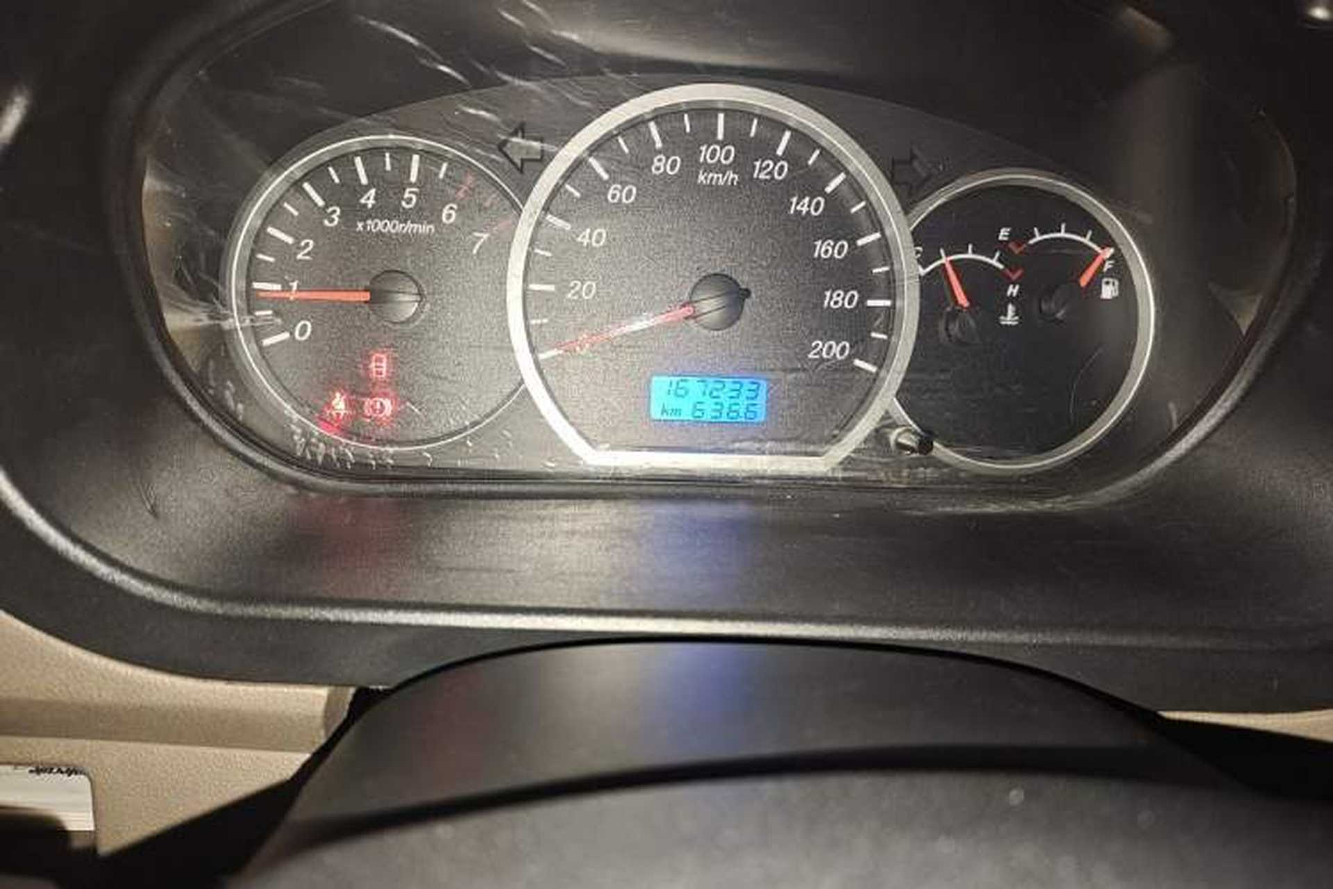 Used Wuling Hongguang 2010 1.2L Comfort Edition China IV Odometer Close Up