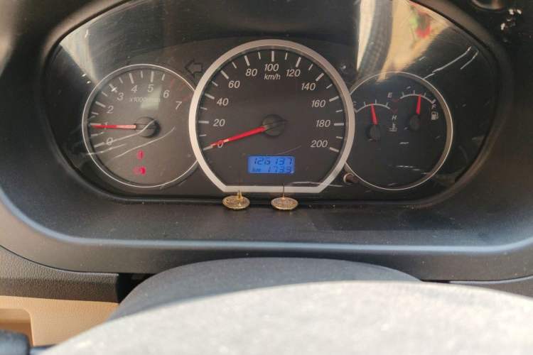 Used Wuling Hongguang 2010 1.4L Luxury Model Odometer Close Up