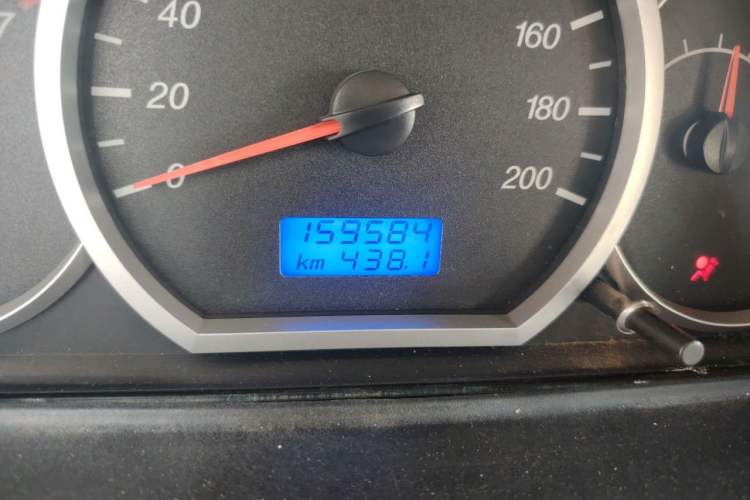 Used Wuling Hongguang 2010 1.4L Luxury Model Odometer Close Up