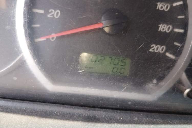 Used Wuling Hongguang 2010 1.2L Standard Version China IV Odometer Close Up