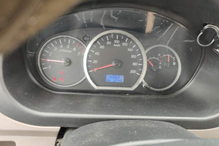 Used Wuling Hongguang 2010 1.4L Comfort Version Odometer Close Up
