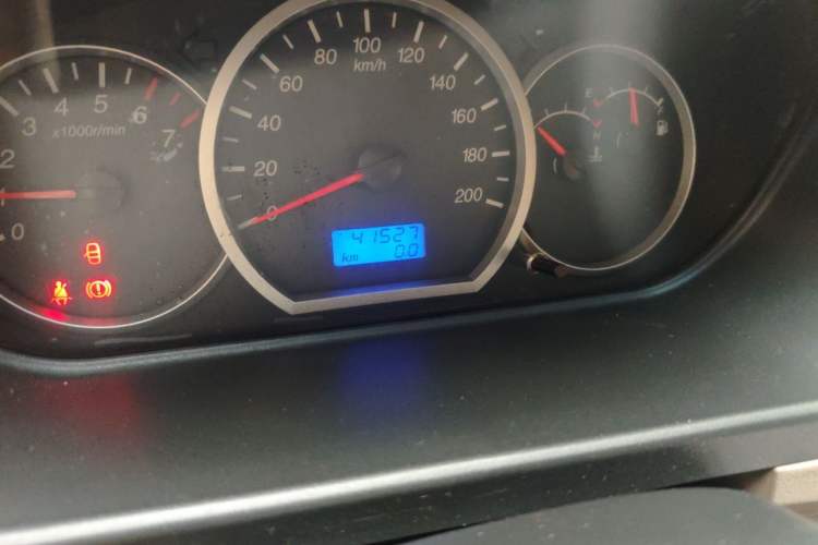 Used Wuling Hongguang 2010 1.2L Comfort Edition China IV Odometer Close Up