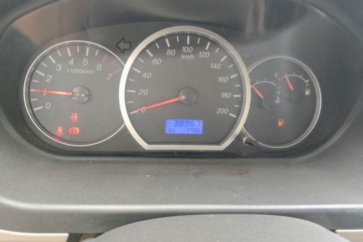 Used Wuling Hongguang 2010 1.4L Standard Version Odometer Close Up