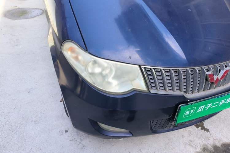 Used Wuling Hongguang 2010 1.4L Comfort Version Right Front Headlight