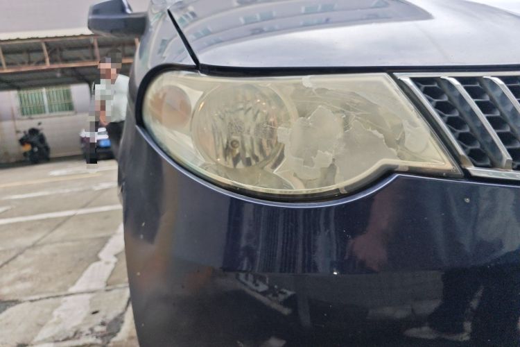 Used Wuling Hongguang 2010 1.4L Comfort Version Right Front Headlight