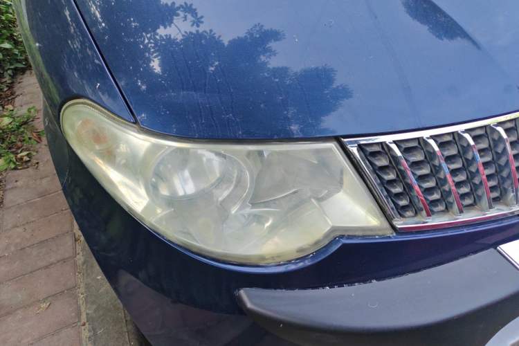 Used Wuling Hongguang 2010 1.4L Comfort Version Right Front Headlight
