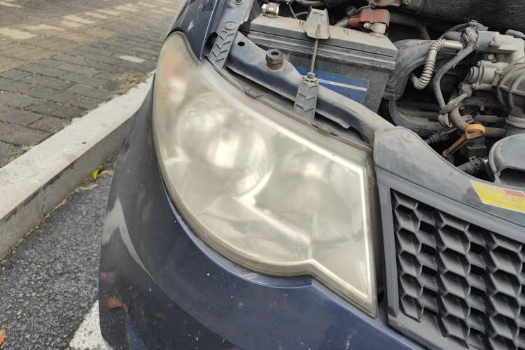 Used Wuling Hongguang 2010 1.2L Standard Version China IV Right Front Headlight