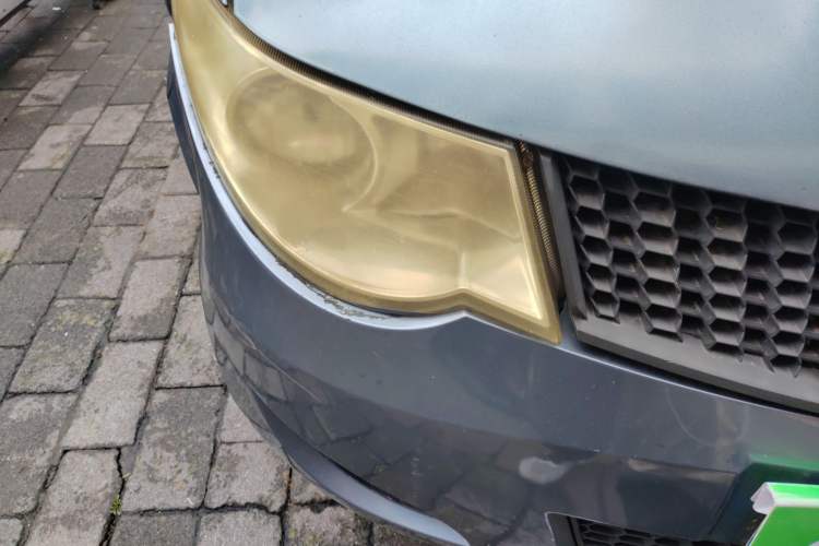 Used Wuling Hongguang 2010 1.2L Base Version China IV Standard Right Front Headlight