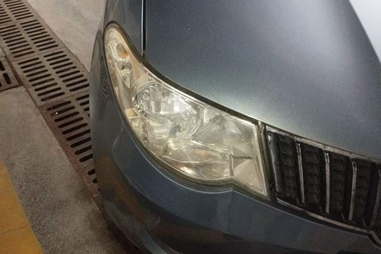 Used Wuling Hongguang 2010 1.4L Comfort Version Right Front Headlight