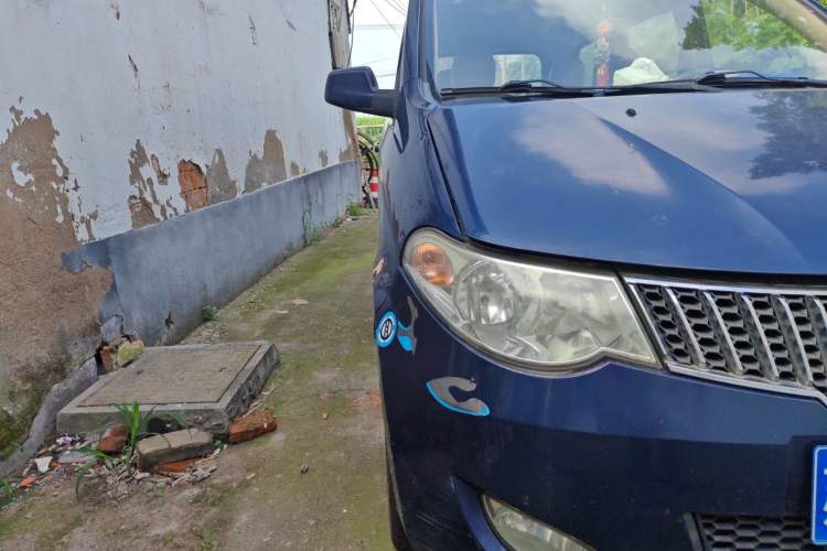 Used Wuling Hongguang 2010 1.4L Comfort Version Right Front Headlight