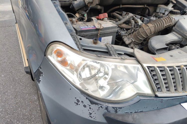 Used Wuling Hongguang 2010 1.4L Luxury Model Right Front Headlight