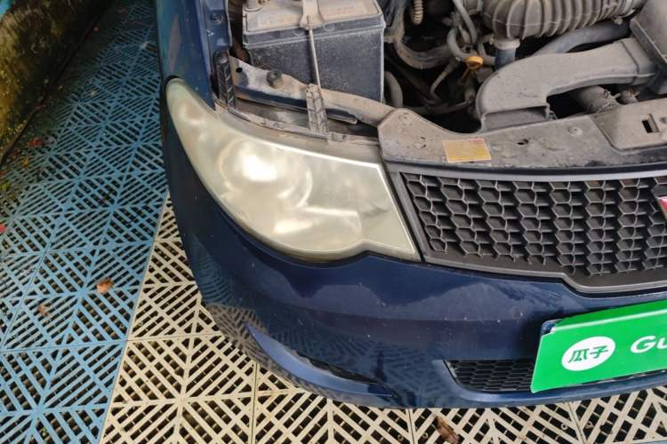 Used Wuling Hongguang 2010 1.2L Base Version China IV Standard Right Front Headlight