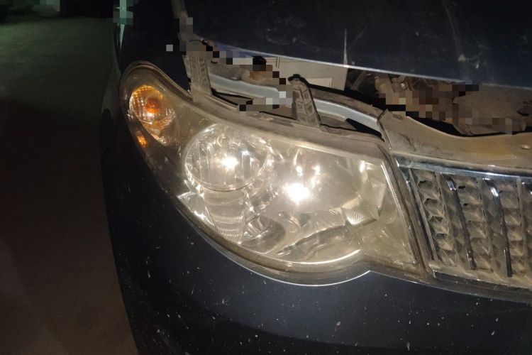 Used Wuling Hongguang 2010 1.4L Luxury Model Right Front Headlight