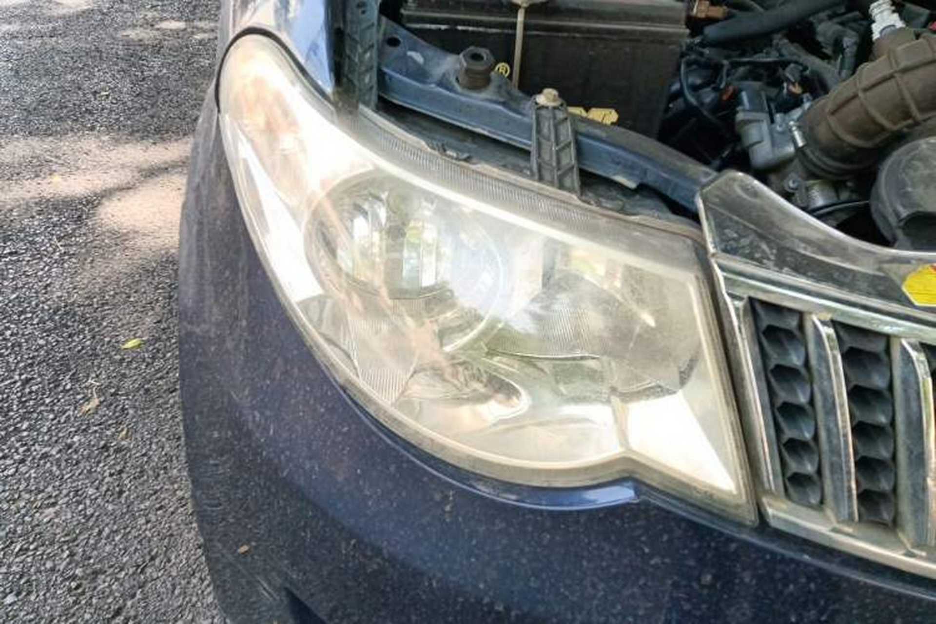 Used Wuling Hongguang 2010 1.4L Luxury Model Right Front Headlight