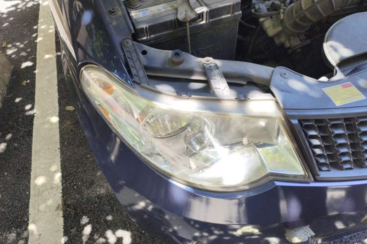 Used Wuling Hongguang 2010 1.4L Base Version Right Front Headlight