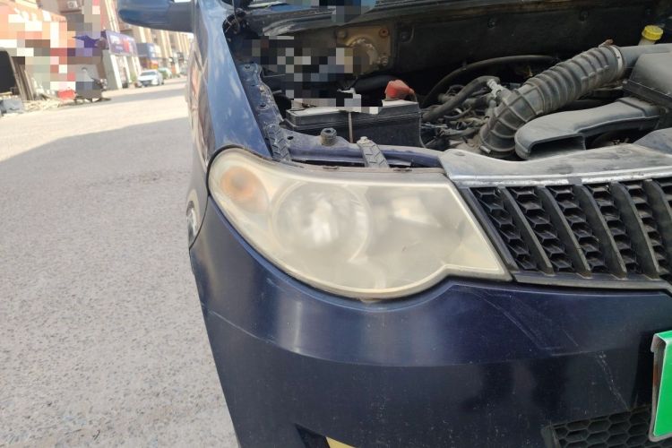 Used Wuling Hongguang 2010 1.4L Luxury Model Right Front Headlight