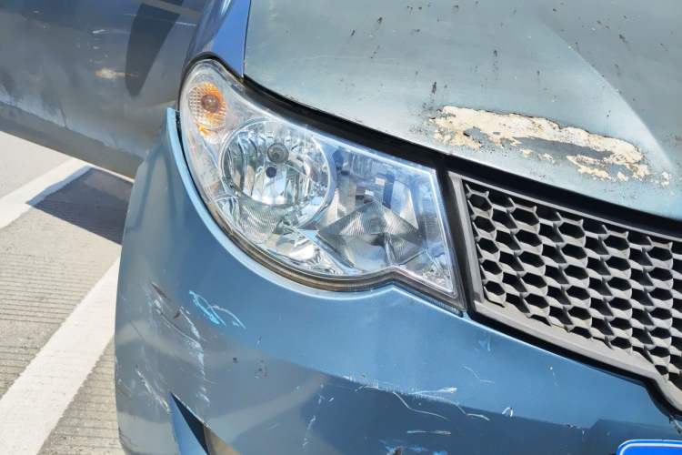 Used Wuling Hongguang 2010 1.2L Standard Version China IV Right Front Headlight