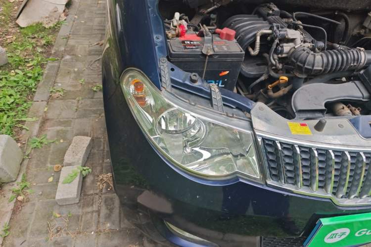 Used Wuling Hongguang 2010 1.2L Comfort Edition China IV Right Front Headlight