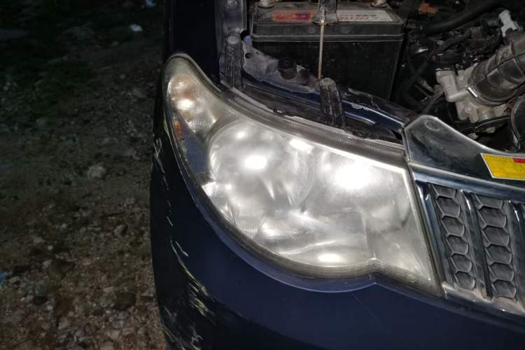 Used Wuling Hongguang 2010 1.4L Comfort Version Right Front Headlight
