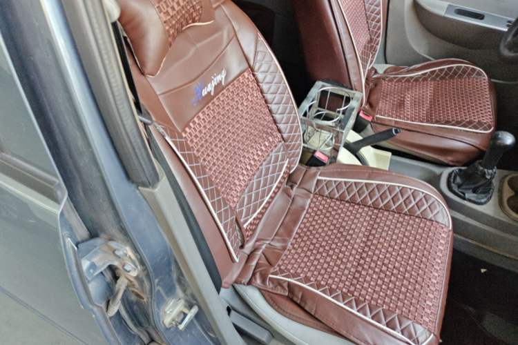 Used Wuling Hongguang 2010 1.2L Base Version China IV Standard Right Front Seat