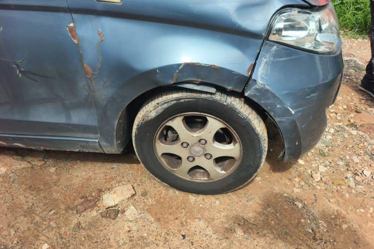 Used Wuling Hongguang 2010 1.2L Comfort Edition China IV Right Front Wheel Hub
