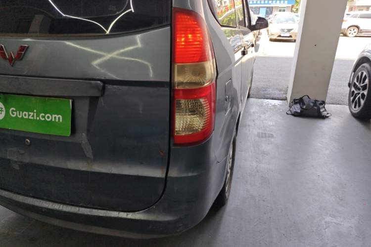 Used Wuling Hongguang 2010 1.2L Base Version China IV Standard Right Rear Taillight
