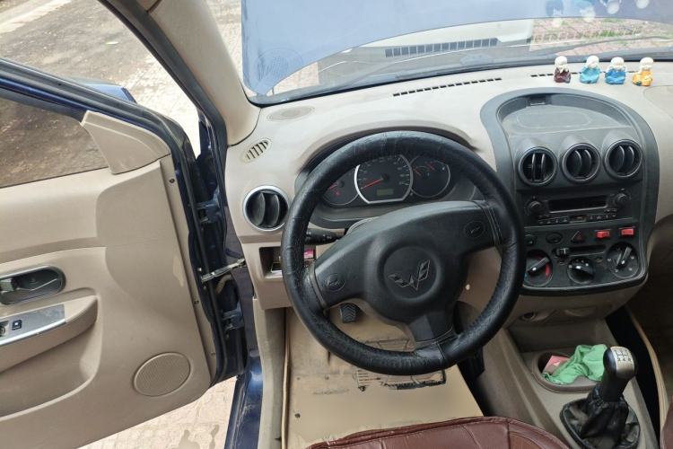 Used Wuling Hongguang 2010 1.4L Standard Version Steering Wheel