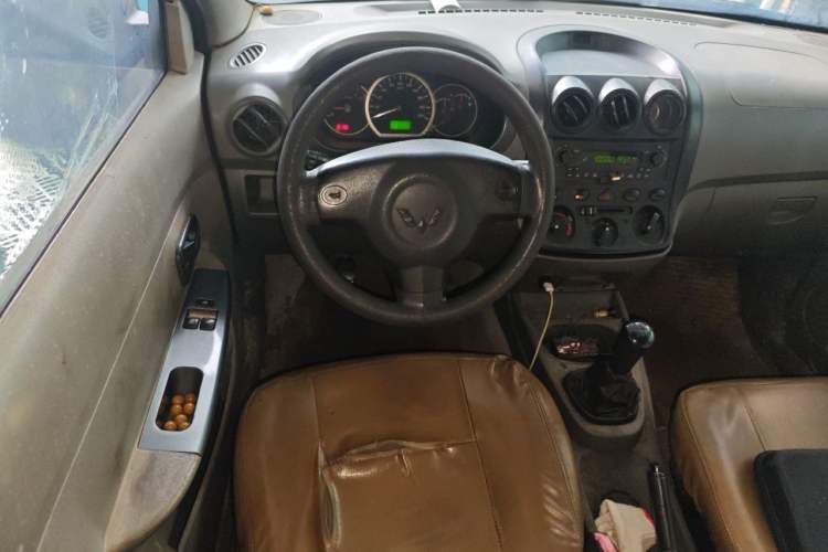 Used Wuling Hongguang 2010 1.2L Base Version China IV Standard Steering Wheel