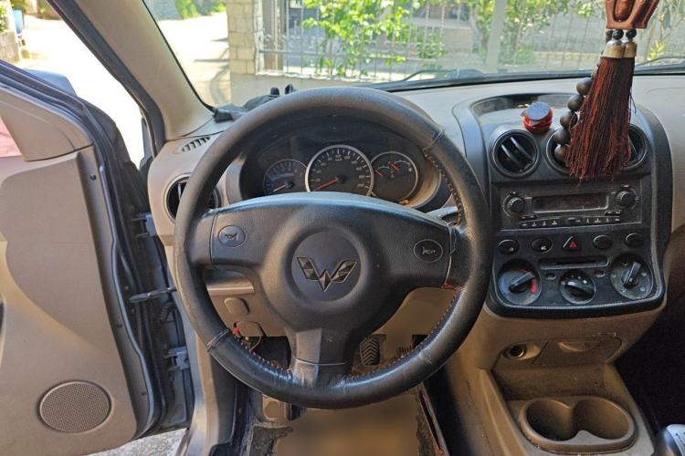 Used Wuling Hongguang 2010 1.2L Standard Version China IV Steering Wheel