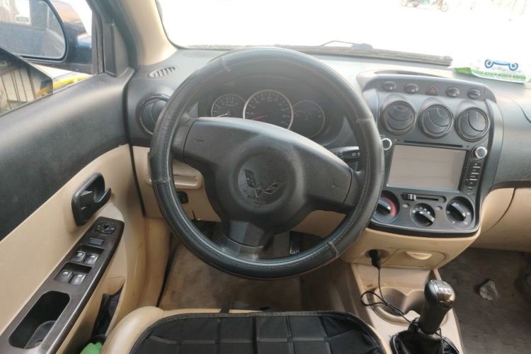 Used Wuling Hongguang 2010 1.4L Luxury Model Steering Wheel