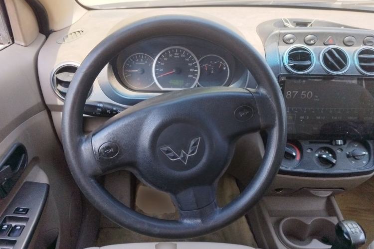 Used Wuling Hongguang 2010 1.2L Standard Version China IV Steering Wheel