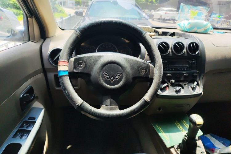 Used Wuling Hongguang 2010 1.2L Standard Version China IV Steering Wheel