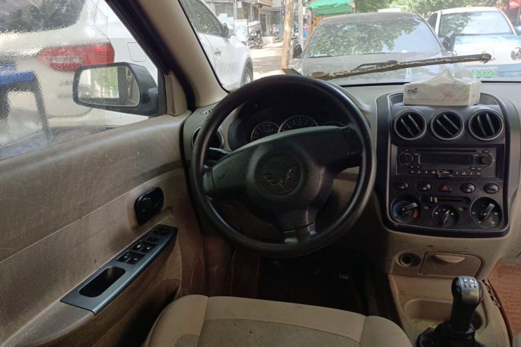 Used Wuling Hongguang 2010 1.2L Comfort Edition China IV Steering Wheel