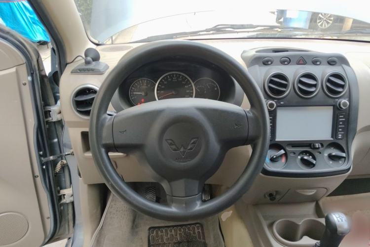 Used Wuling Hongguang 2010 1.4L Standard Version Steering Wheel