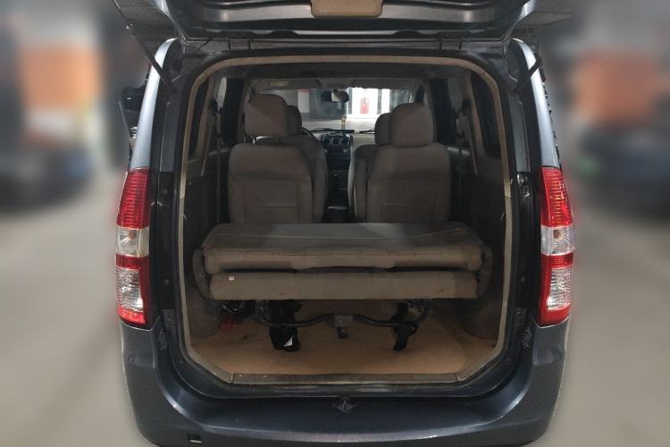 Used Wuling Hongguang 2010 1.4L Standard Version Trunk