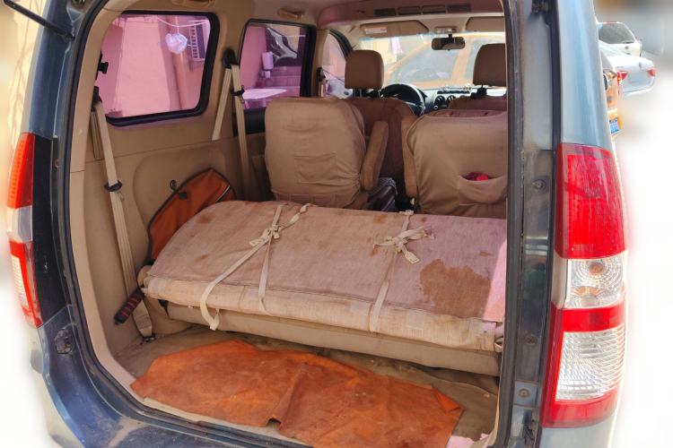 Used Wuling Hongguang 2010 1.4L Luxury Model Trunk