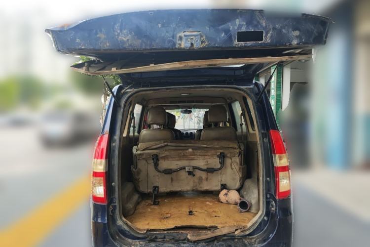 Used Wuling Hongguang 2010 1.4L Comfort Version Trunk